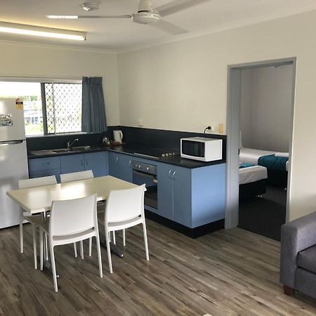 Cocos Holiday Apartments Trinity Beach Δωμάτιο φωτογραφία